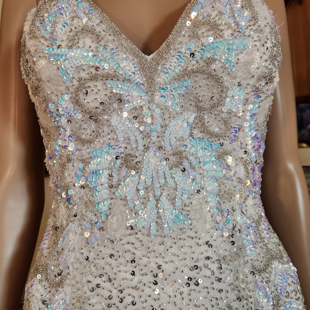 Sequin Embellished White Mini Dress with Spaghetti Straps - Picture 8 of 15